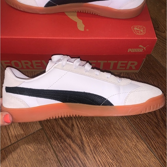 Puma Club 5v5 Suede Leather Women’s 9.5 M Sneaker Retro Shoes: EUC - Picture 3 of 12